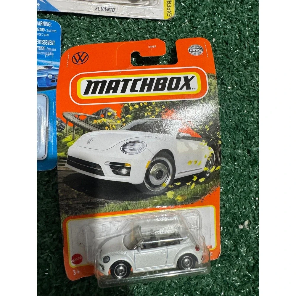 Hot Wheels Matchbox Maisto Diecast Car Lot 8pc VW Beetle Milk Truck Fantasy Cars